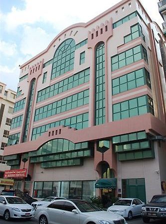 Liwa Apartments Abu Dhabi Exterior photo